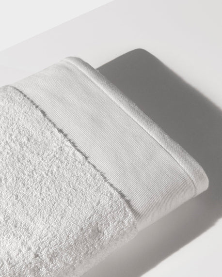 Silvon bath towel angle white